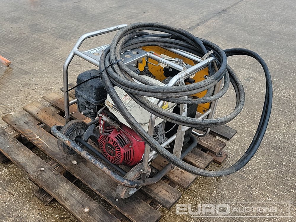 JCB Beaver - Асфальтоукладальна машина: фото 5 JCB Beaver - Асфальтоукладальна машина: фото 5