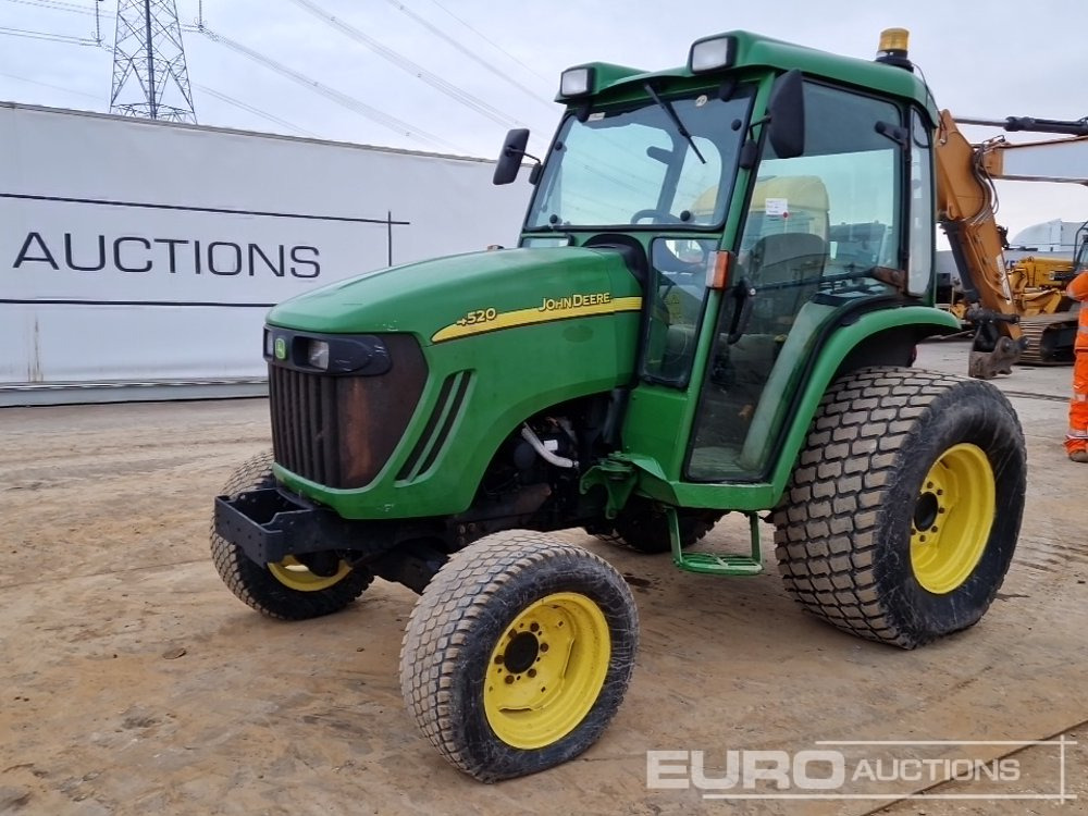 John Deere 4520 - Мінітрактор: фото 1 John Deere 4520 - Мінітрактор: фото 1