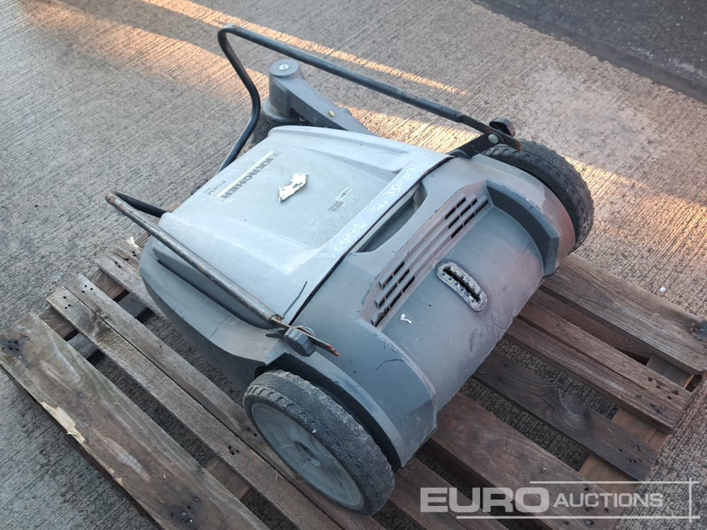 Karcher Prokm 400 Pedestrian Sweeper - Будівельне обладнання: фото 2 Karcher Prokm 400 Pedestrian Sweeper - Будівельне обладнання: фото 2