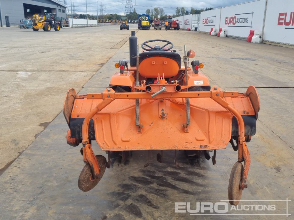 Kubota B1502 - Мінітрактор: фото 4 Kubota B1502 - Мінітрактор: фото 4