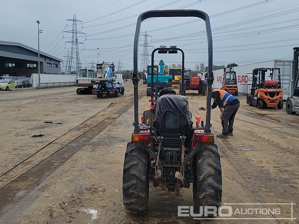 Kubota B2420 - Мінітрактор: фото 4 Kubota B2420 - Мінітрактор: фото 4