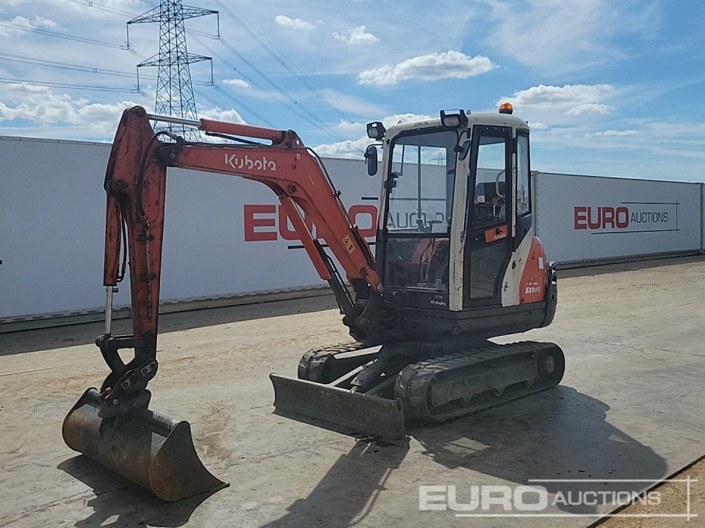 Kubota KX61-3 - Міні-екскаватор: фото 1 Kubota KX61-3 - Міні-екскаватор: фото 1