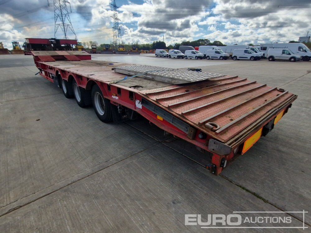M&G Trailers Ltd, Step Frame Low Loader Tri Axle Rear Steering, 3m Extendable C/w Out Riggers & Alloy Ramps - Низькорамна платформа причіп: фото 3 M&G Trailers Ltd, Step Frame Low Loader Tri Axle Rear Steering, 3m Extendable C/w Out Riggers & Alloy Ramps - Низькорамна платформа причіп: фото 3
