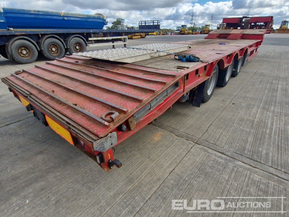M&G Trailers Ltd, Step Frame Low Loader Tri Axle Rear Steering, 3m Extendable C/w Out Riggers & Alloy Ramps - Низькорамна платформа причіп: фото 5 M&G Trailers Ltd, Step Frame Low Loader Tri Axle Rear Steering, 3m Extendable C/w Out Riggers & Alloy Ramps - Низькорамна платформа причіп: фото 5