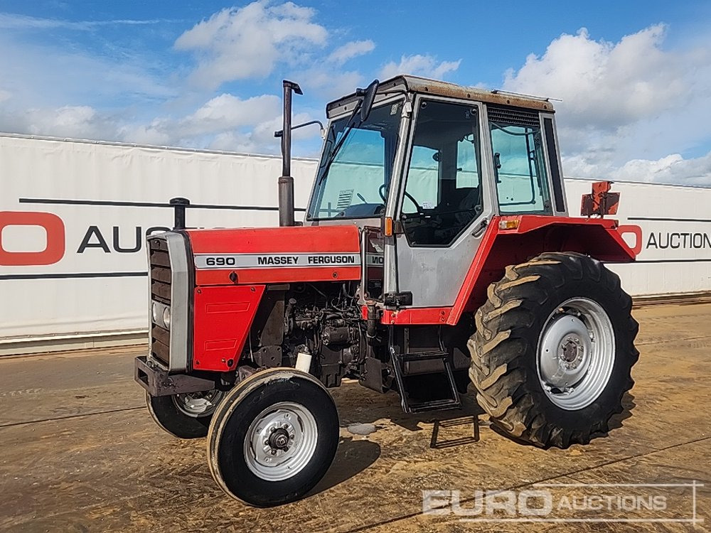 Massey Ferguson 690 - Трактор: фото 1 Massey Ferguson 690 - Трактор: фото 1