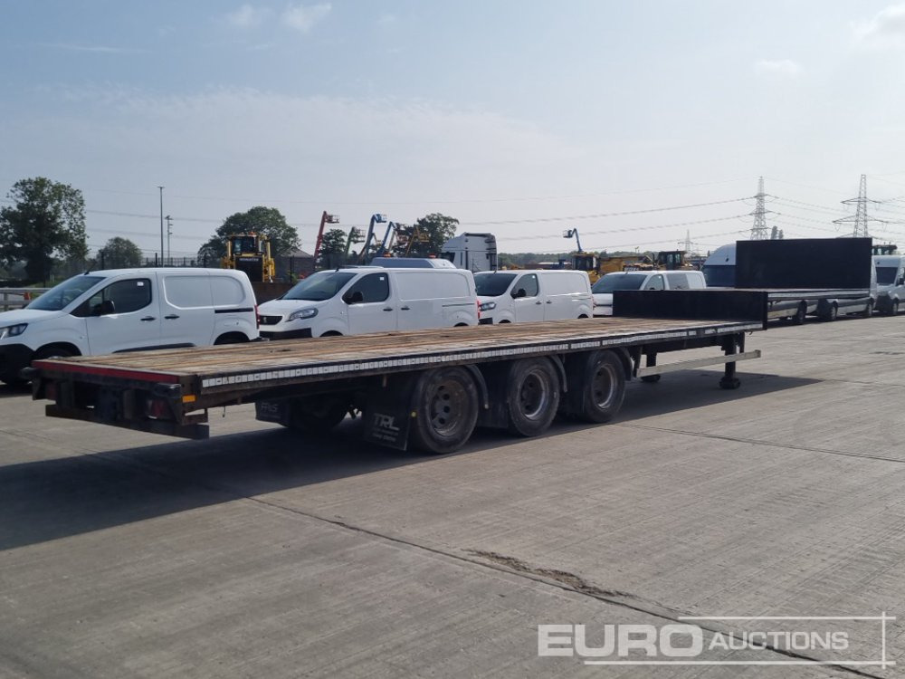 Montracon Tri Axle Step Frame Low Loader Trailer - Низькорамна платформа напівпричіп: фото 5 Montracon Tri Axle Step Frame Low Loader Trailer - Низькорамна платформа напівпричіп: фото 5