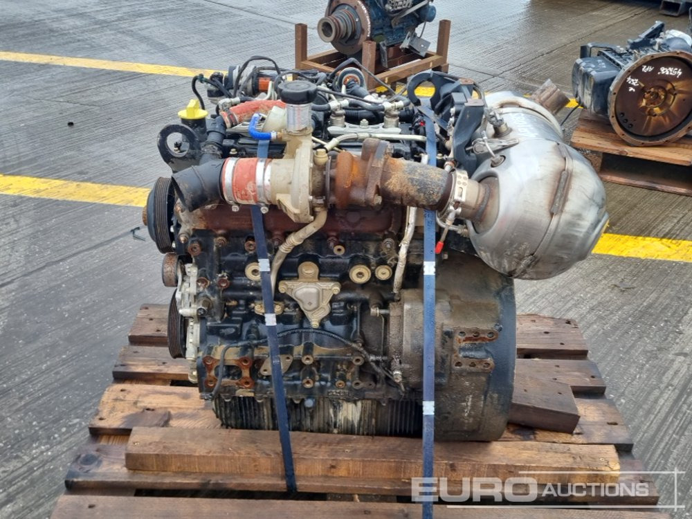 Perkins 4 Cylinder Engine - Двигун: фото 2 Perkins 4 Cylinder Engine - Двигун: фото 2
