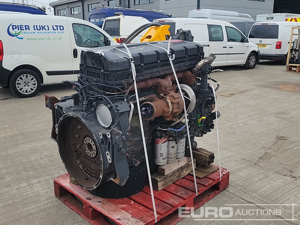 Renault 6 Cylinder Engine - Двигун: фото 5 Renault 6 Cylinder Engine - Двигун: фото 5