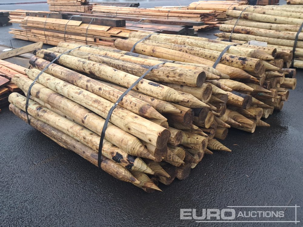 Bundle of Timber Posts (2 of) - Сільськогосподарська техніка: фото 3 Bundle of Timber Posts (2 of) - Сільськогосподарська техніка: фото 3