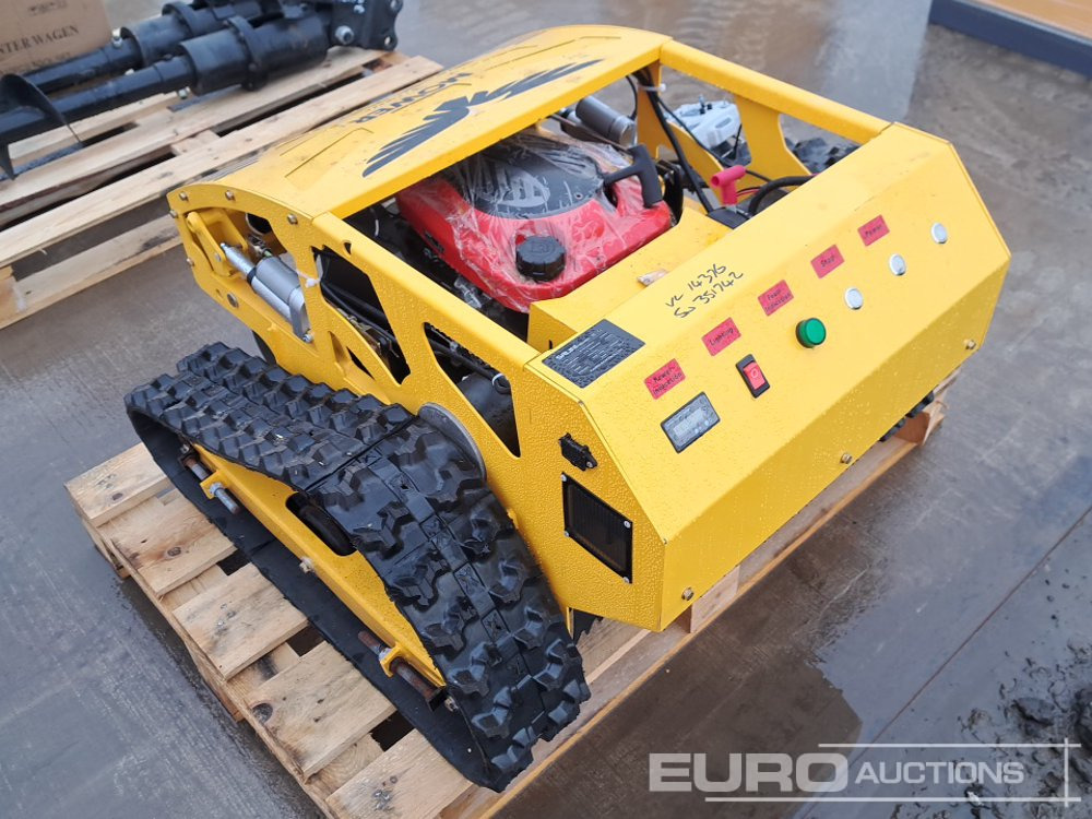 Unused 2025 Salini RC-900 Radio Controlled Tracked Lawnmower (Controls in Office) - Газонокосарка: фото 3 Unused 2025 Salini RC-900 Radio Controlled Tracked Lawnmower (Controls in Office) - Газонокосарка: фото 3