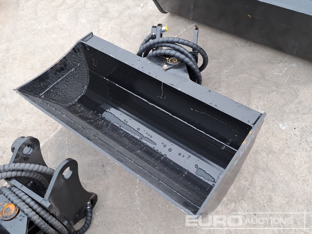 Unused 32" Hydraulic Tilting Bucket to suit Mini Excavator - Ківш: фото 1 Unused 32" Hydraulic Tilting Bucket to suit Mini Excavator - Ківш: фото 1