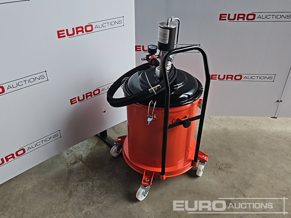 Unused Boss BS-40L 40 Ltr Pneumatic High Pressure Grease Pump - Обладнання для гаражів/ Майстерень: фото 4 Unused Boss BS-40L 40 Ltr Pneumatic High Pressure Grease Pump - Обладнання для гаражів/ Майстерень: фото 4