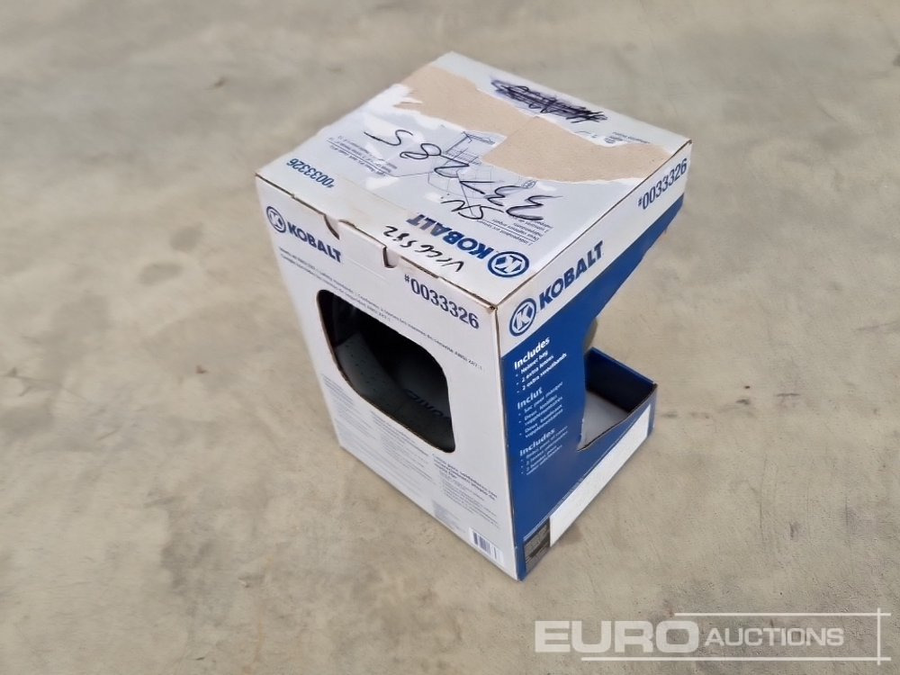 Unused Kobalt Auto Darkening Welding Helmet - Обладнання для гаражів/ Майстерень: фото 4 Unused Kobalt Auto Darkening Welding Helmet - Обладнання для гаражів/ Майстерень: фото 4