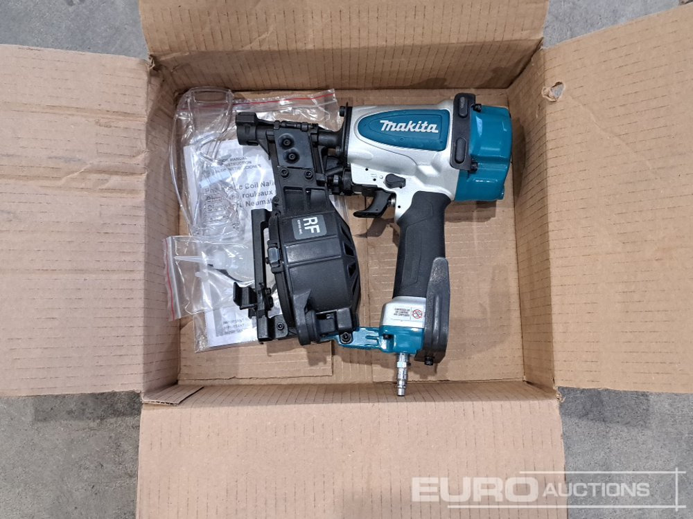 Будівельне обладнання Unused Makita AN454 Prenumatic Nailer (Body Only): фото 19 Будівельне обладнання Unused Makita AN454 Prenumatic Nailer (Body Only): фото 19