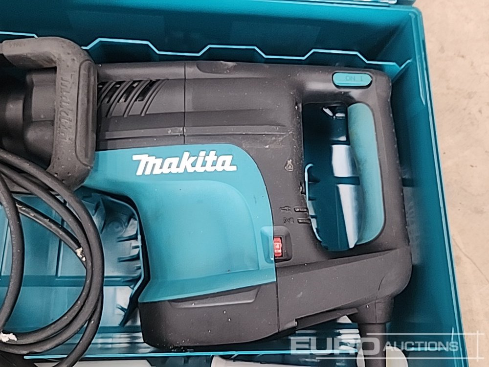 Будівельне обладнання Unused Makita HM1203C Demolition Hammer 110V: фото 11