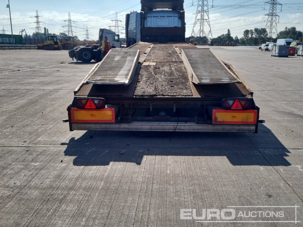 Van Hool Tri Axle Low Loader Trailer - Низькорамна платформа напівпричіп: фото 4 Van Hool Tri Axle Low Loader Trailer - Низькорамна платформа напівпричіп: фото 4