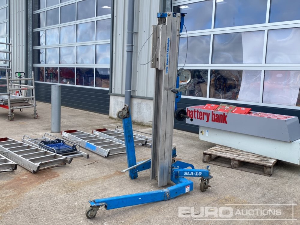 Genie SLA-10 Mterial Lift - Вантажно-розвантажувальна техніка: фото 1 Genie SLA-10 Mterial Lift - Вантажно-розвантажувальна техніка: фото 1