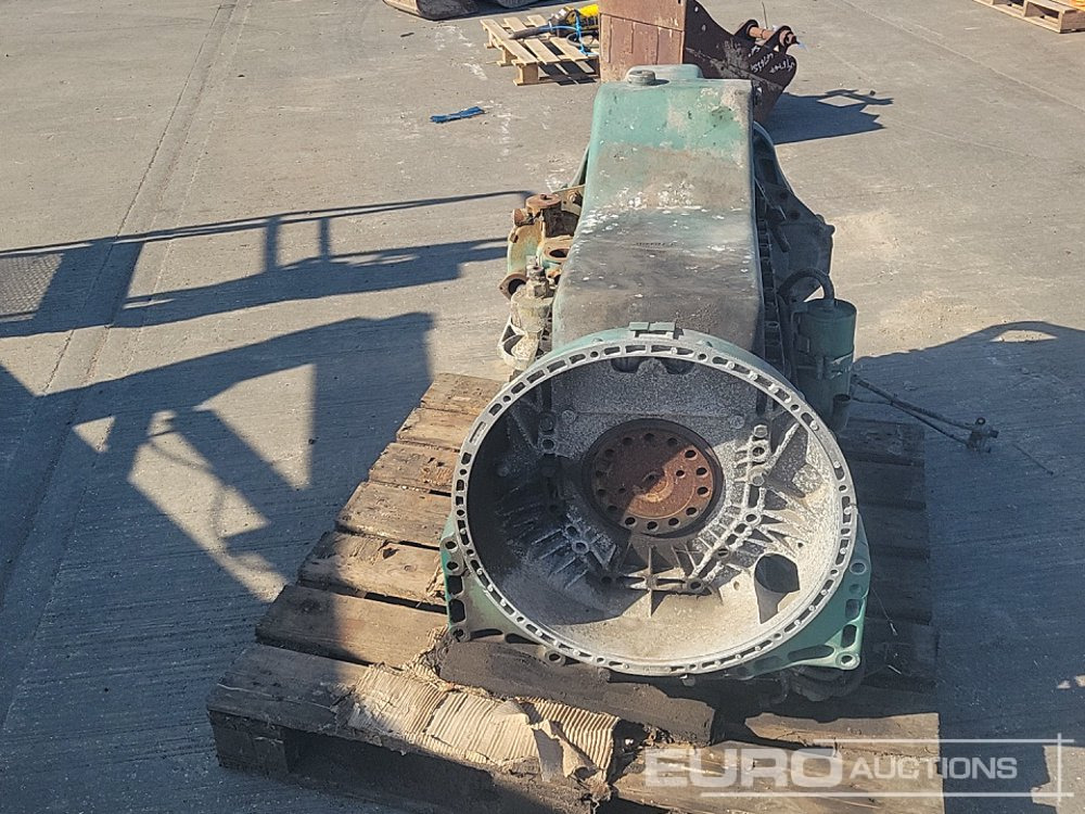 Двигун Volvo 6 Cylinder Engine: фото 8