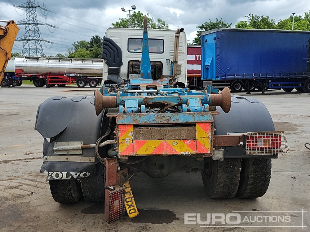 Volvo FM9 - Гаковий мультиліфт вантажівка: фото 4 Volvo FM9 - Гаковий мультиліфт вантажівка: фото 4