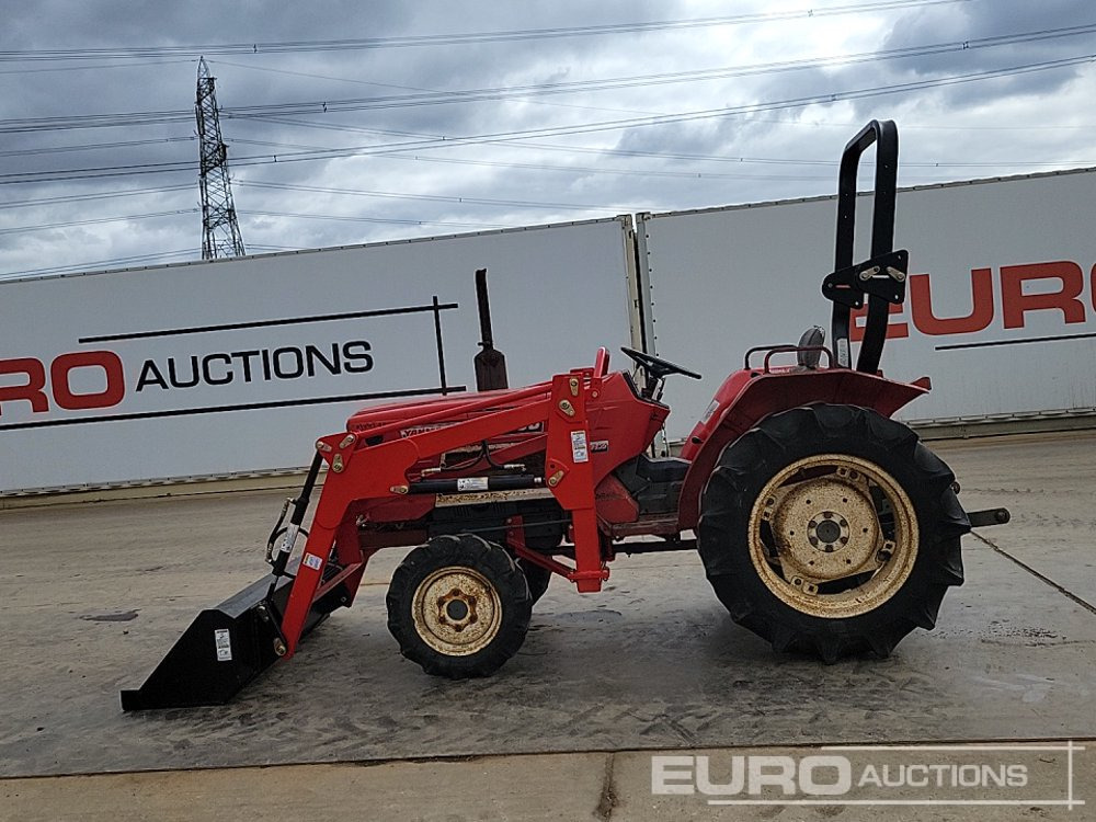 Yanmar YM2402D - Мінітрактор: фото 2 Yanmar YM2402D - Мінітрактор: фото 2