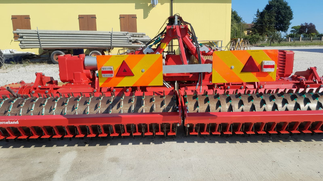 Erpice rotante usato Kverneland 5 metri F30 - Активна борона: фото 5 Erpice rotante usato Kverneland 5 metri F30 - Активна борона: фото 5