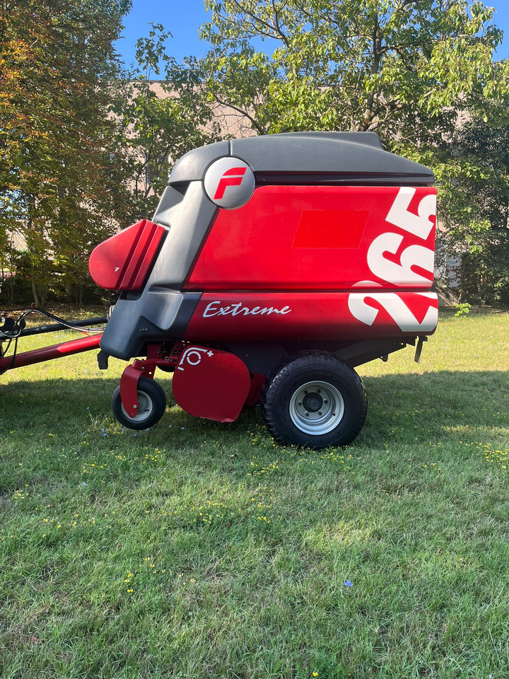 Rotopressa usata Feraboli EXTREME 265 HT - Прес-підбирач рулонний: фото 1 Rotopressa usata Feraboli EXTREME 265 HT - Прес-підбирач рулонний: фото 1