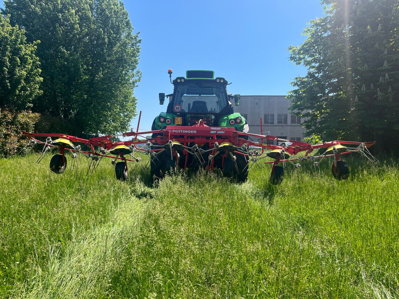 Voltafieno usato Pottinger Hit 690 N - Сіноворушилка: фото 2 Voltafieno usato Pottinger Hit 690 N - Сіноворушилка: фото 2
