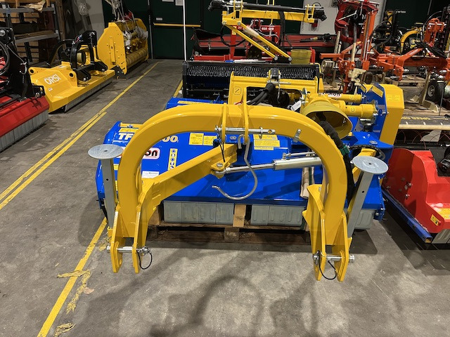 Zanon TFO 1800 - Косарка-подрібнювач: фото 3 Zanon TFO 1800 - Косарка-подрібнювач: фото 3