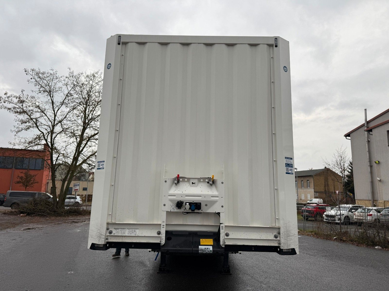 Закритий кузов напівпричіп Krone SD/KOFFER/LIFTACHSE: фото 6 Закритий кузов напівпричіп Krone SD/KOFFER/LIFTACHSE: фото 6