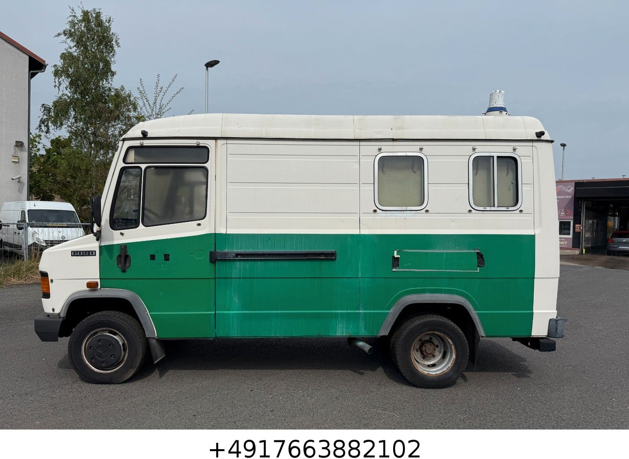 Mercedes-Benz Vario 609D/Manschaftswagen - Суцільнометалевий фургон: фото 4 Mercedes-Benz Vario 609D/Manschaftswagen - Суцільнометалевий фургон: фото 4