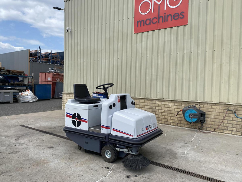 Dulevo 1100 EH, Veegmachine, Hoogkieper - Підмітально-прибиральна машина: фото 3 Dulevo 1100 EH, Veegmachine, Hoogkieper - Підмітально-прибиральна машина: фото 3