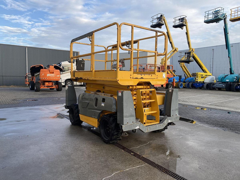 Haulotte Compact 12DX, Schaar hoogwerker, 4X4 Diesel - Підйомник: фото 3 Haulotte Compact 12DX, Schaar hoogwerker, 4X4 Diesel - Підйомник: фото 3