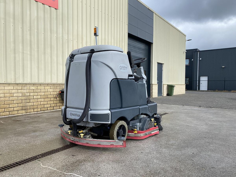 Nilfisk SC6500 1300C, Veeg- Schrobmachine - Підлогомийна машина: фото 2 Nilfisk SC6500 1300C, Veeg- Schrobmachine - Підлогомийна машина: фото 2