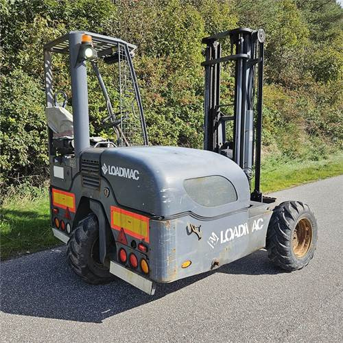 ABC 825 - Мобільний вилковий навантажувач: фото 3 ABC 825 - Мобільний вилковий навантажувач: фото 3