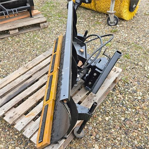 ABC Unknown - Відвал для снігу: фото 2 ABC Unknown - Відвал для снігу: фото 2