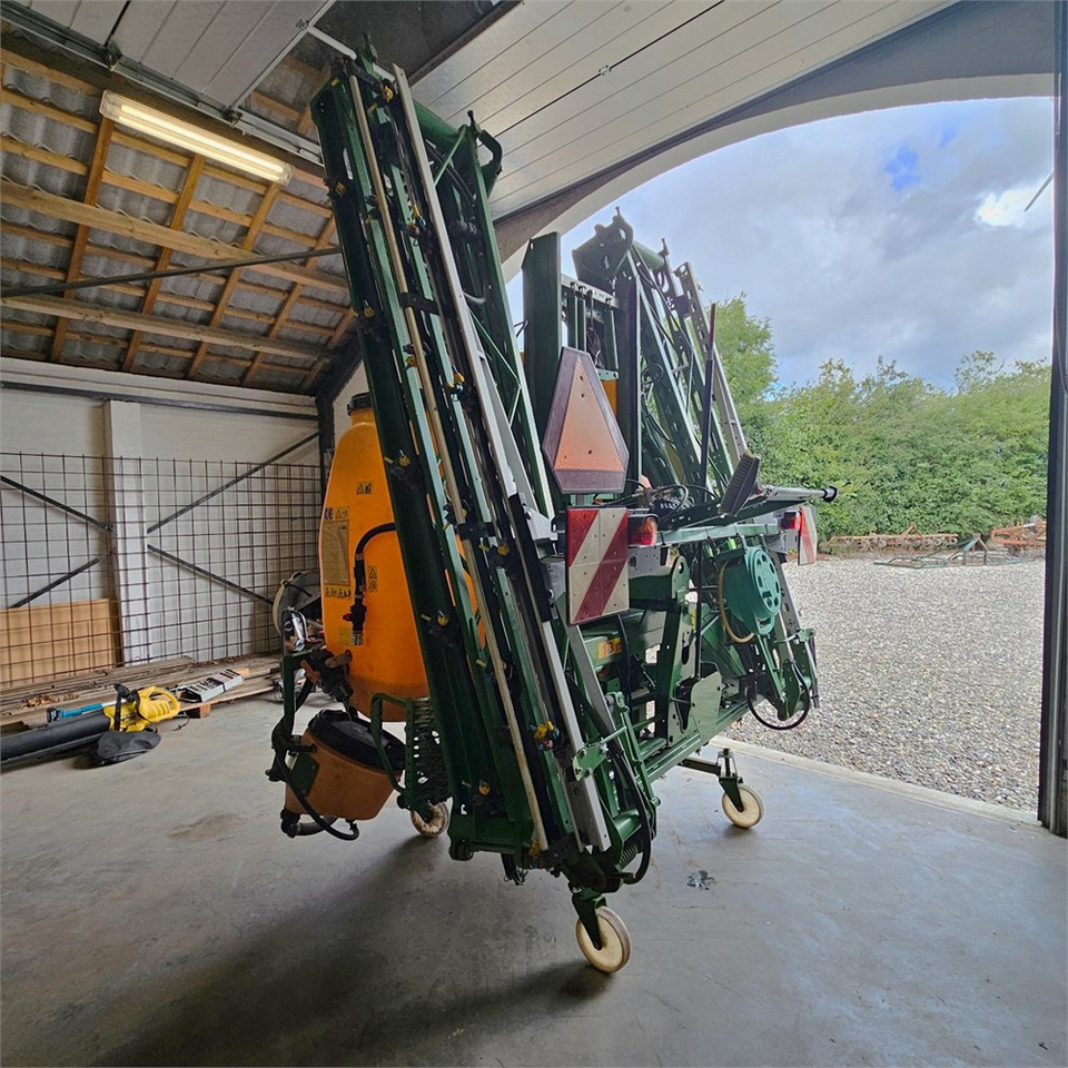 Amazone UF1200 - Обприскувач: фото 3 Amazone UF1200 - Обприскувач: фото 3