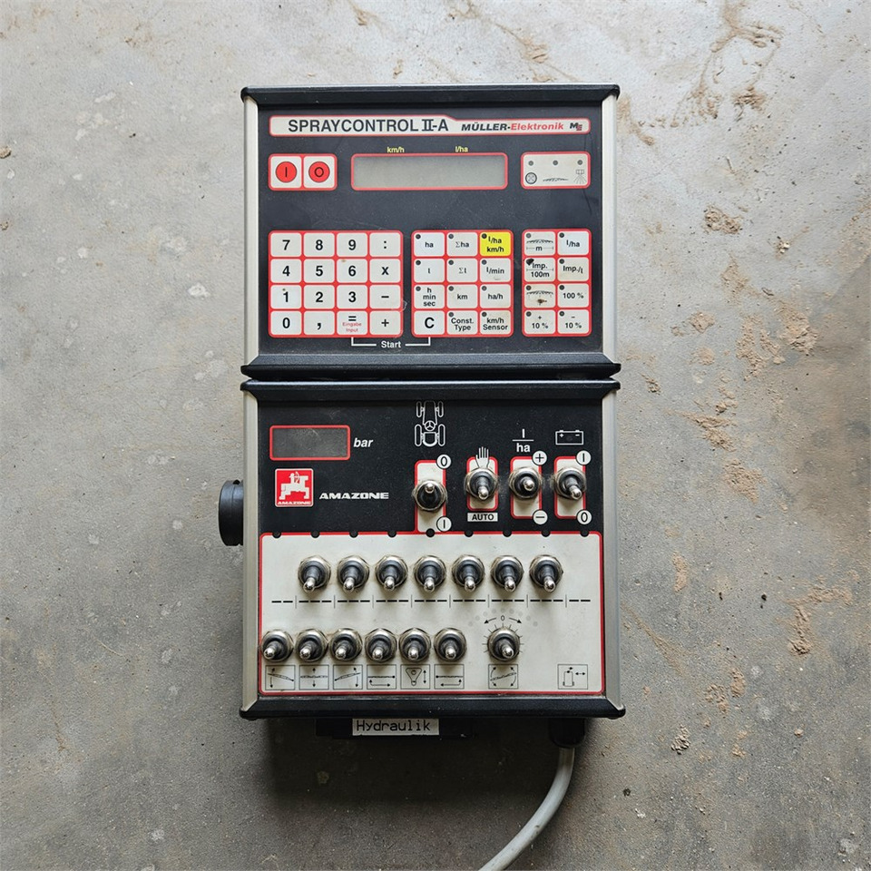 Amazone UF1200 - Обприскувач: фото 5 Amazone UF1200 - Обприскувач: фото 5