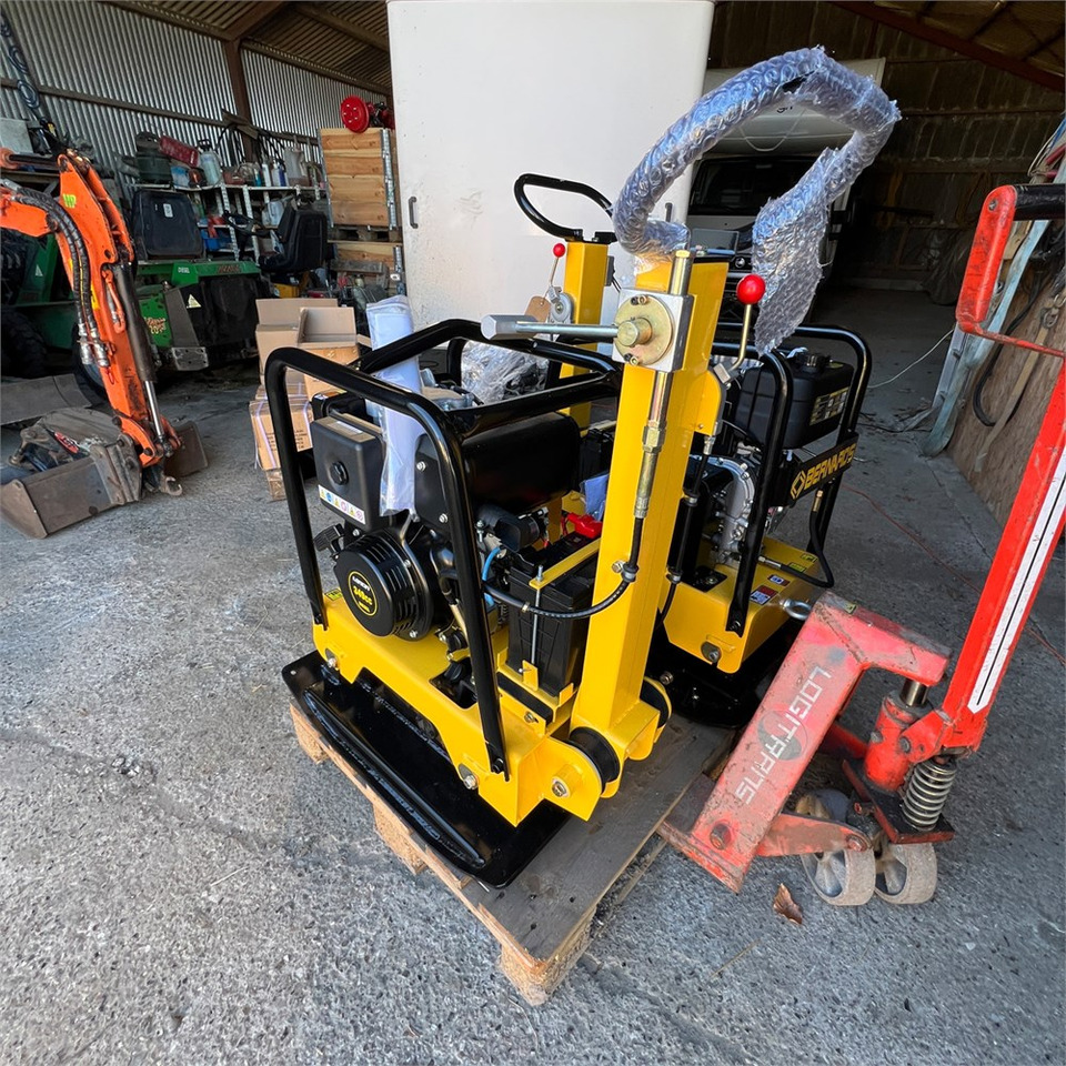 Bernards RT220-1 - Віброплита: фото 3 Bernards RT220-1 - Віброплита: фото 3