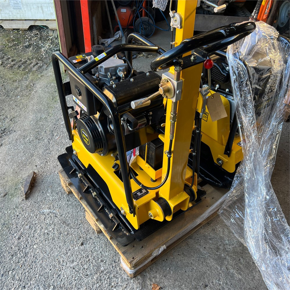 Bernards RT250-1 - Віброплита: фото 3 Bernards RT250-1 - Віброплита: фото 3