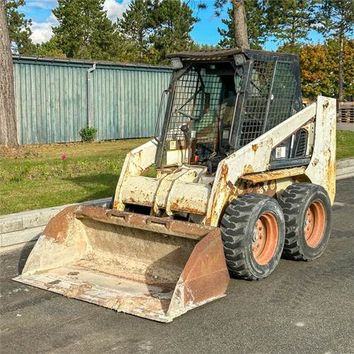 Bobcat 753 - Міні-навантажувач: фото 2 Bobcat 753 - Міні-навантажувач: фото 2