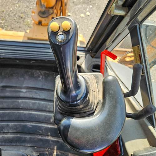 Екскаватор-навантажувач Case 695 ST: фото 15 Екскаватор-навантажувач Case 695 ST: фото 15