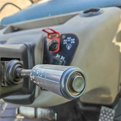 Екскаватор-навантажувач Case 695 ST: фото 22 Екскаватор-навантажувач Case 695 ST: фото 22