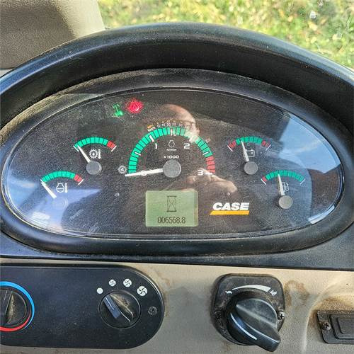 Екскаватор-навантажувач Case 695 ST: фото 19 Екскаватор-навантажувач Case 695 ST: фото 19