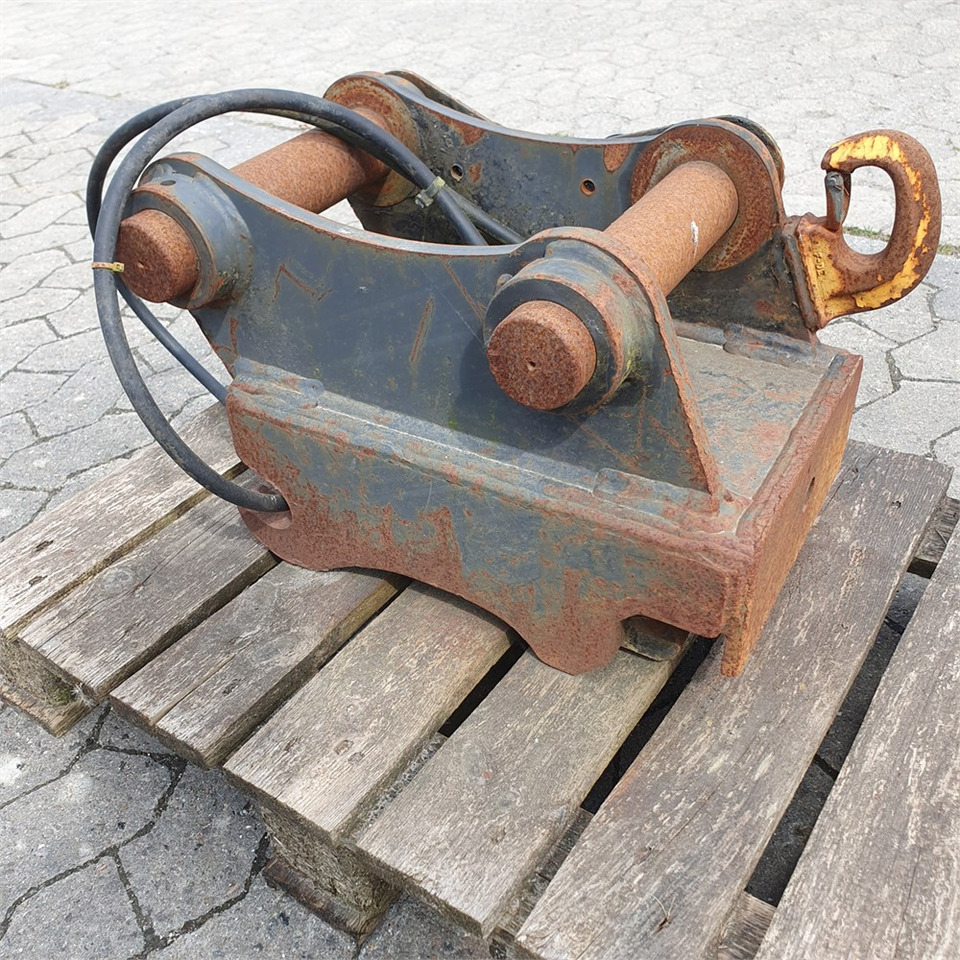 Engcon S45 - Зчіпний пристрій в категорії Екскаватори: фото 1 Engcon S45 - Зчіпний пристрій в категорії Екскаватори: фото 1