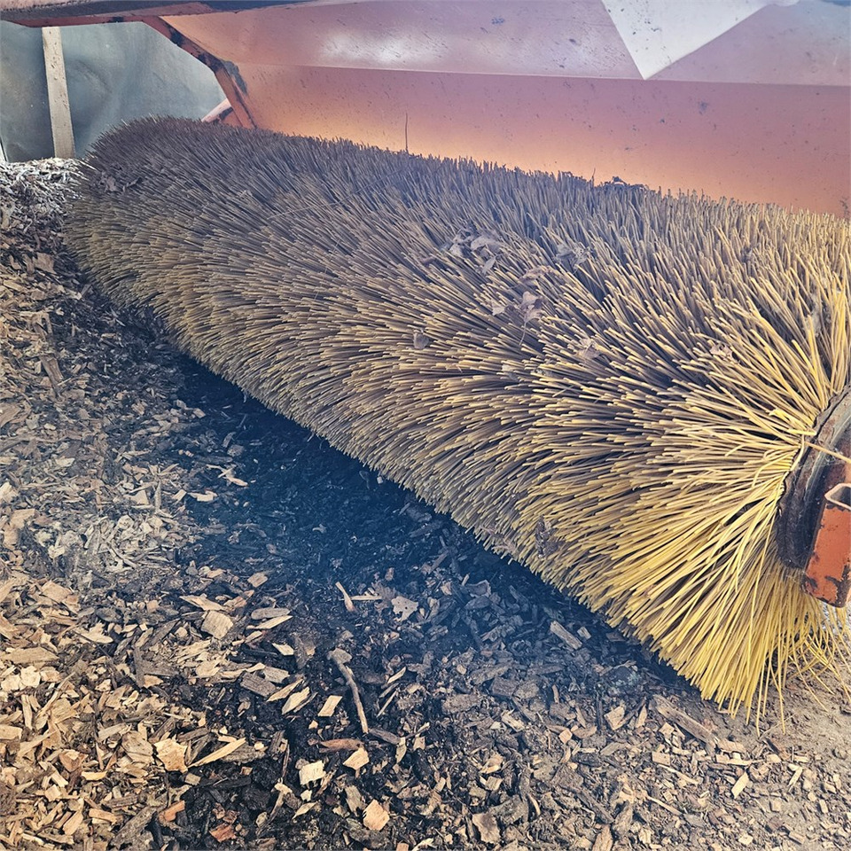 Epoke B200 - Щітка дорожня: фото 3 Epoke B200 - Щітка дорожня: фото 3