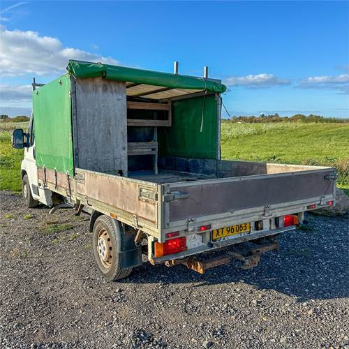 Fiat Ducato 35L ladvogn - Бортова вантажівка/ Платформа: фото 3 Fiat Ducato 35L ladvogn - Бортова вантажівка/ Платформа: фото 3