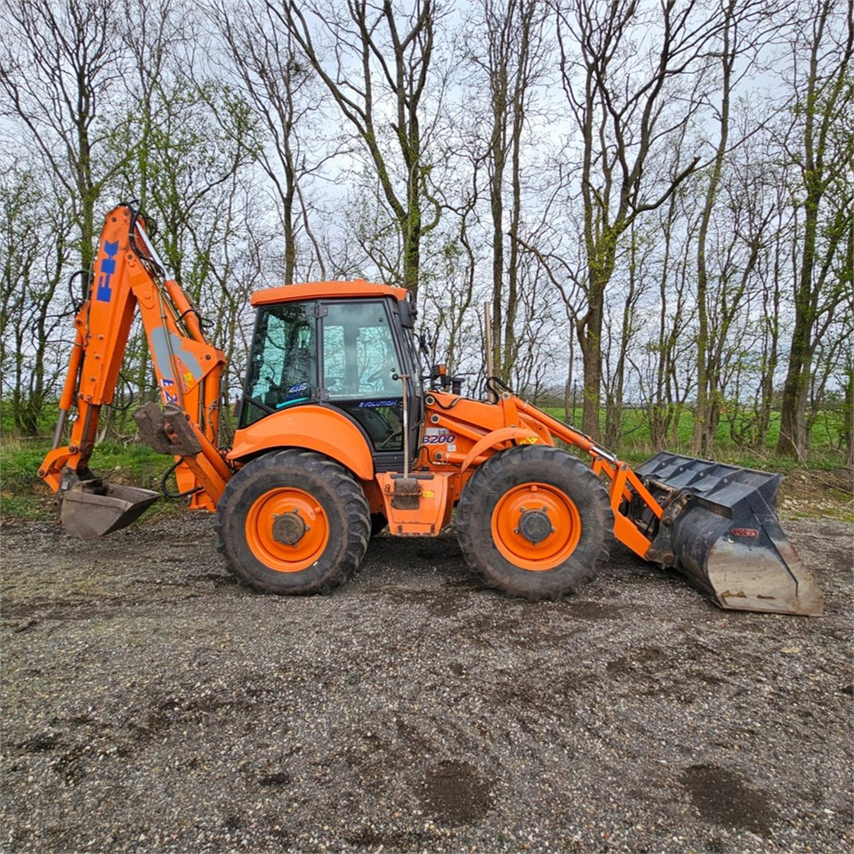 Fiat-Kobelco B200 4PS - Екскаватор-навантажувач: фото 2 Fiat-Kobelco B200 4PS - Екскаватор-навантажувач: фото 2