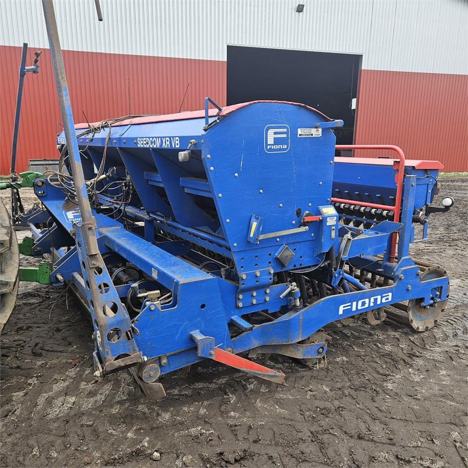 Fiona Orion XR 4.00 - SEEDCOM XR VB 4.0 - Посівна техніка: фото 5 Fiona Orion XR 4.00 - SEEDCOM XR VB 4.0 - Посівна техніка: фото 5