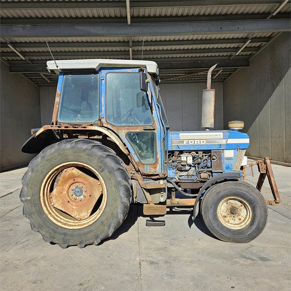 Ford 6810 в лізинг Ford 6810: фото 7