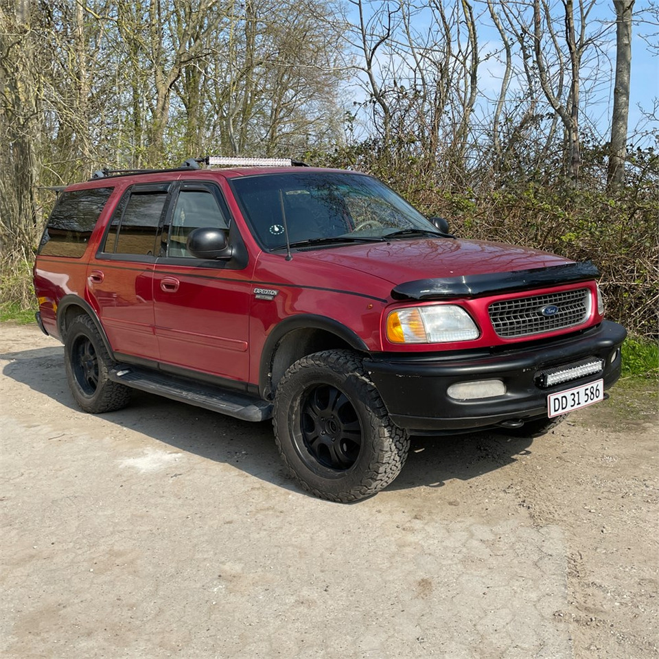 Ford Expedition - Легковий автомобіль: фото 3 Ford Expedition - Легковий автомобіль: фото 3